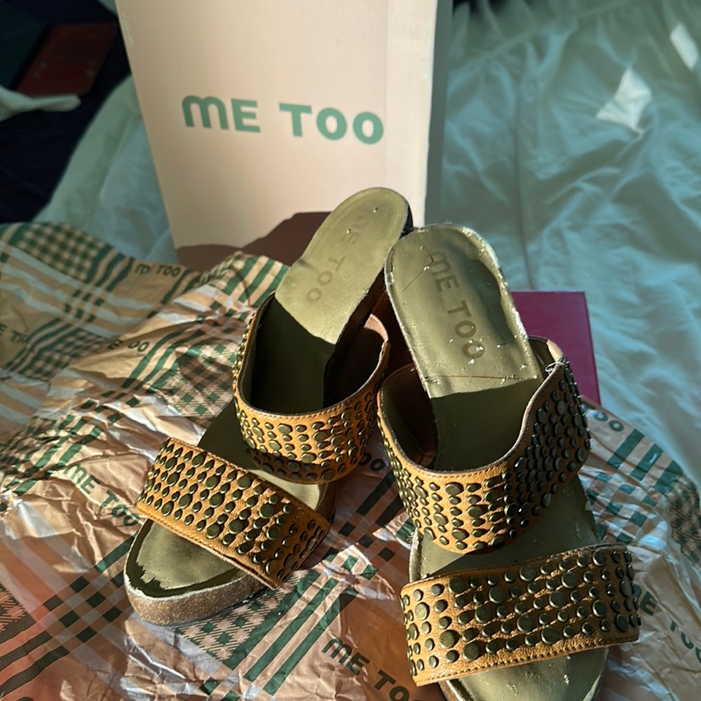 Me Too, 6M mules, soft caramel colored leather with slides